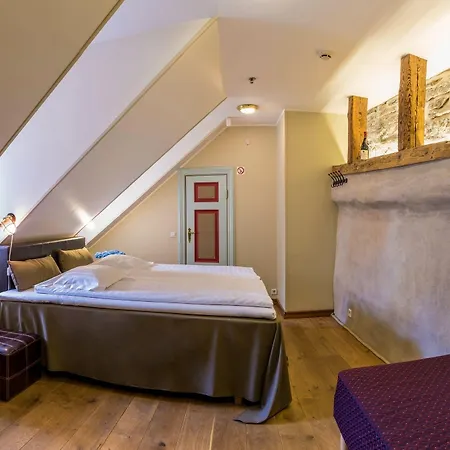 Hotel Cru 4*