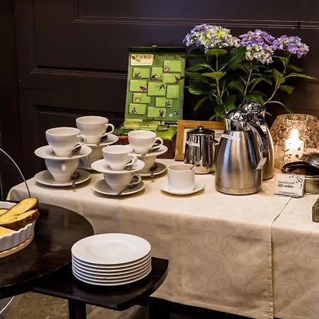 Cru Hotel 4*