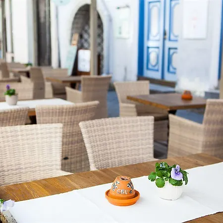 Hotel Cru 4*