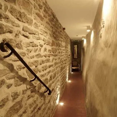 Cru 4* Tallinn