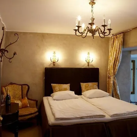 Cru 4* Tallinn