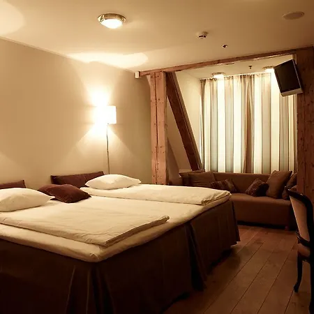 Szálloda Cru 4*