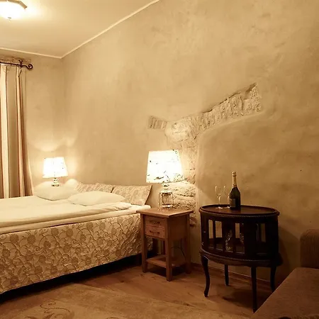 Szálloda Cru
