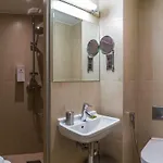 Cru Hotel 4*